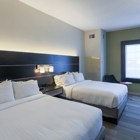 Holiday Inn Express Hotel & Suites Reading By Ihg Zewnętrze zdjęcie