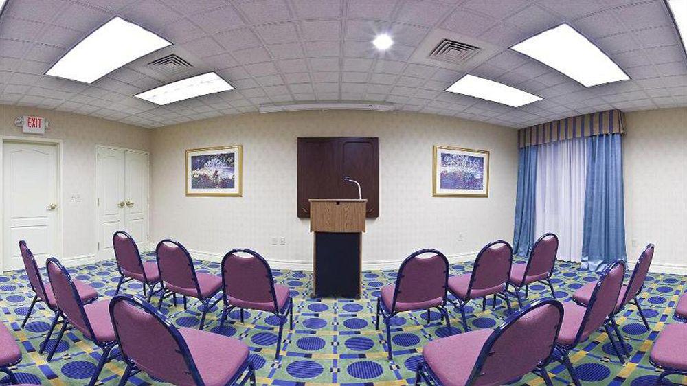 Holiday Inn Express Hotel & Suites Reading By Ihg Zewnętrze zdjęcie