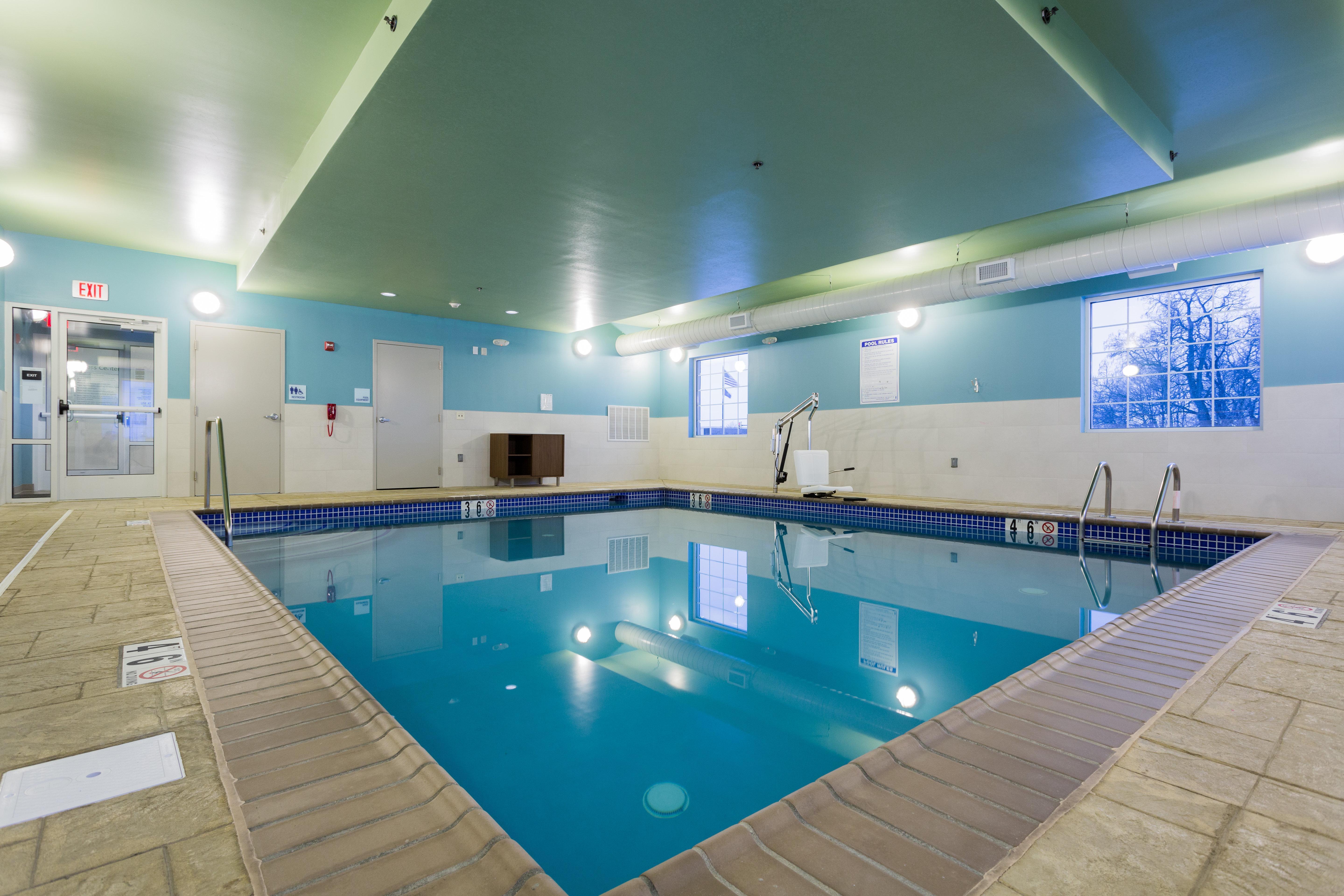 Holiday Inn Express Hotel & Suites Reading By Ihg Zewnętrze zdjęcie