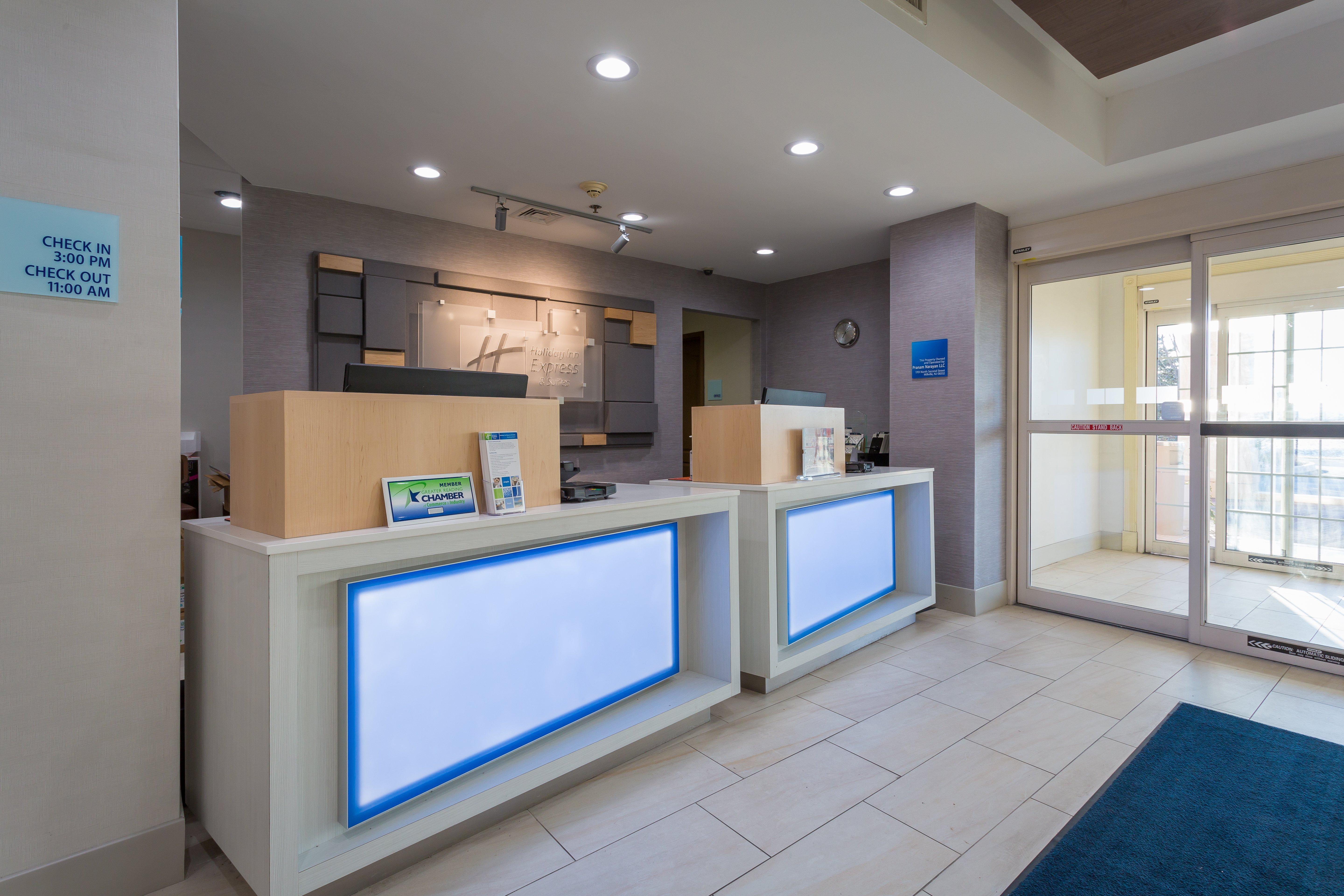 Holiday Inn Express Hotel & Suites Reading By Ihg Zewnętrze zdjęcie