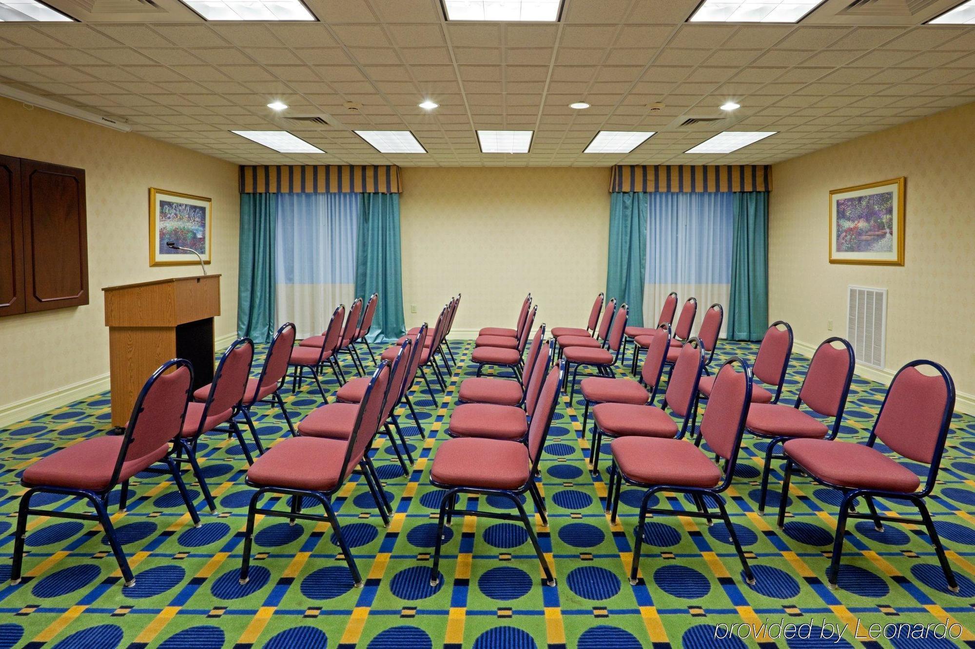 Holiday Inn Express Hotel & Suites Reading By Ihg Zewnętrze zdjęcie