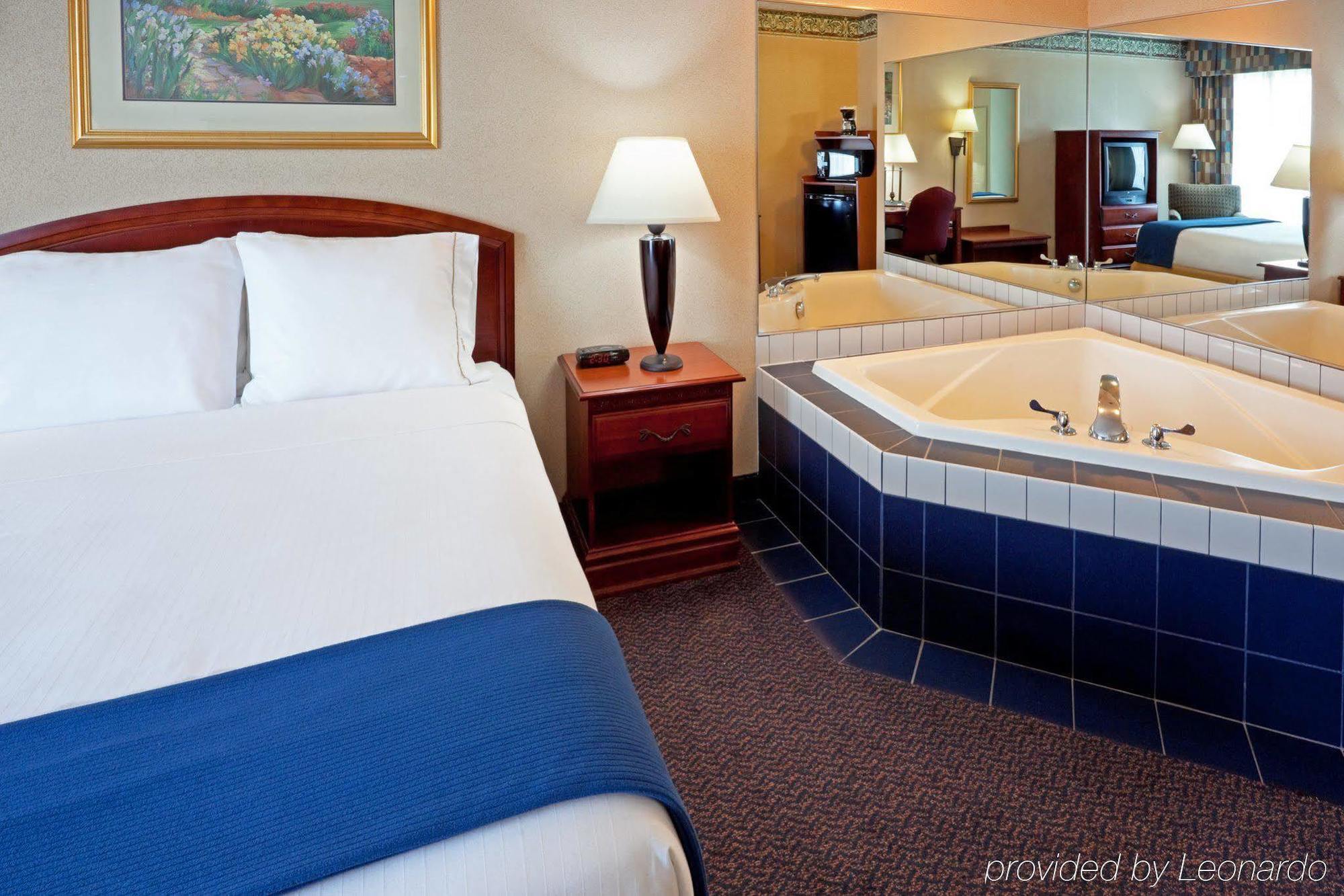 Holiday Inn Express Hotel & Suites Reading By Ihg Zewnętrze zdjęcie