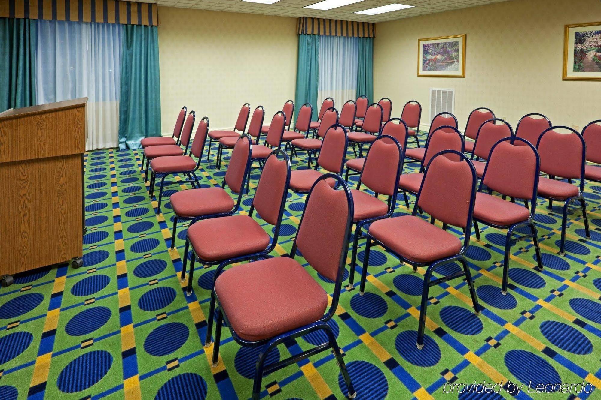 Holiday Inn Express Hotel & Suites Reading By Ihg Zewnętrze zdjęcie